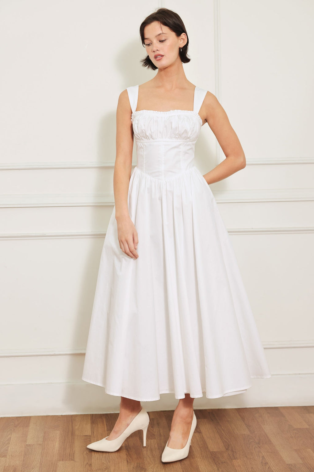 Elegant White Midi Dress with Corset Waist 7